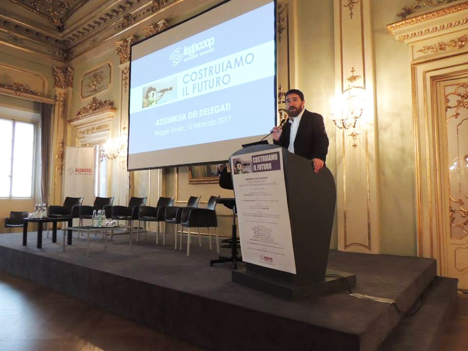 Al momento stai visualizzando “Costruiamo il futuro”: successo della nostra Assemblea. Traguardi raggiunti e nuove sfide per le coop di Reggio Emilia, Parma e Piacenza