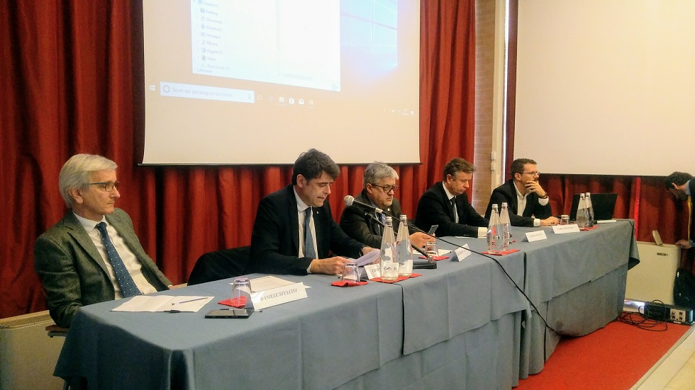 Al momento stai visualizzando La cooperazione nella filiera del parmigiano reggiano: centralità e sfide del futuro