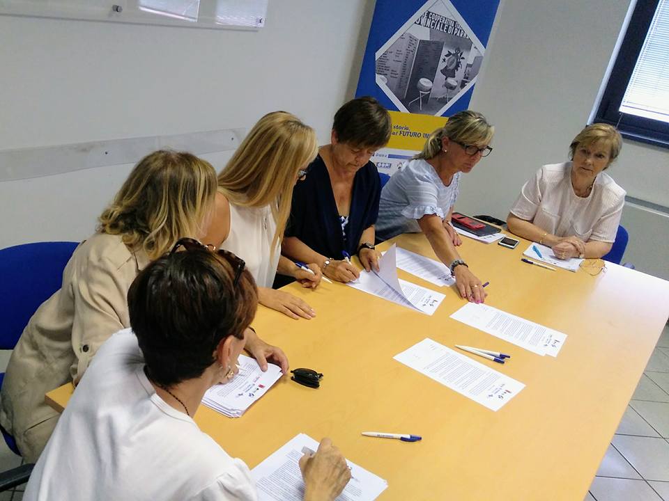 Al momento stai visualizzando A Parma, sigle sindacali e centrali cooperative firmano l’accordo contro le molestie e la violenza nei luoghi di lavoro