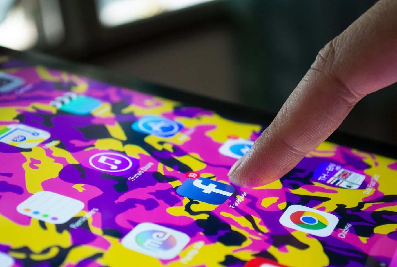 Al momento stai visualizzando Mic Web Strategy, costruire una reputazione forte e affermare la propria identità online
