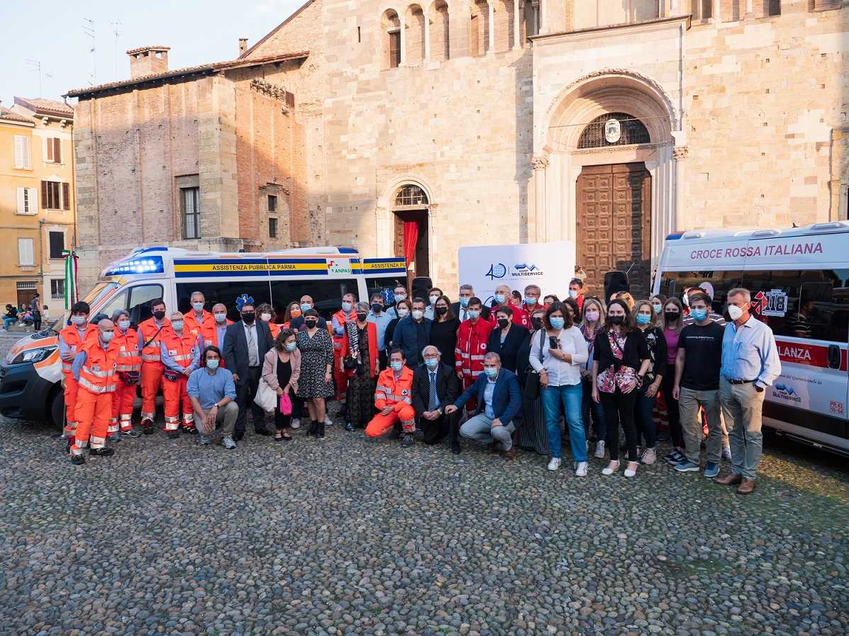 Al momento stai visualizzando Per i 40 anni Multiservice dona due ambulanze all’Assistenza Pubblica e alla Croce Rossa