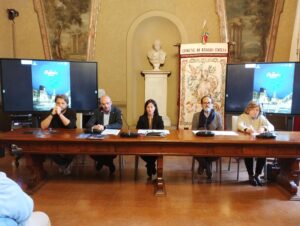 Scopri di più sull'articolo Lunedì 3 luglio in Piazza Prampolini a Reggio Emilia, torna la Grande Cena di Boorea