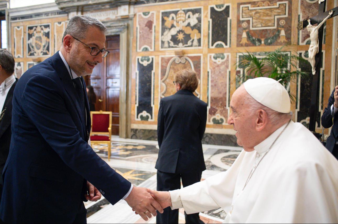 Al momento stai visualizzando Il cordoglio della Presidenza nazionale di Legacoop per la perdita di Papa Francesco